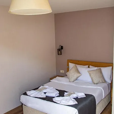 Three Apples Taksim Aparthotel 3*