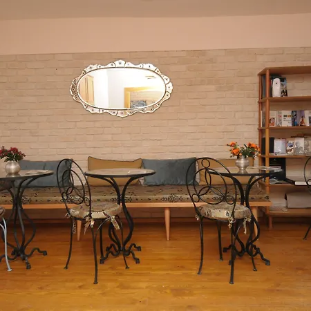 Aparthotel Three Apples Taksim 3*