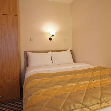 Aparthotel Three Apples Taksim
