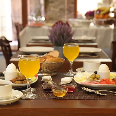 Three Apples Taksim Aparthotel