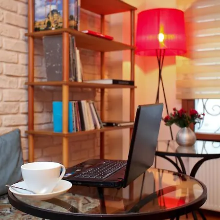 Three Apples Taksim Aparthotel 3*