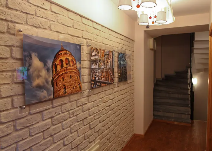 Апарт-отель Three Apples Taksim 3*