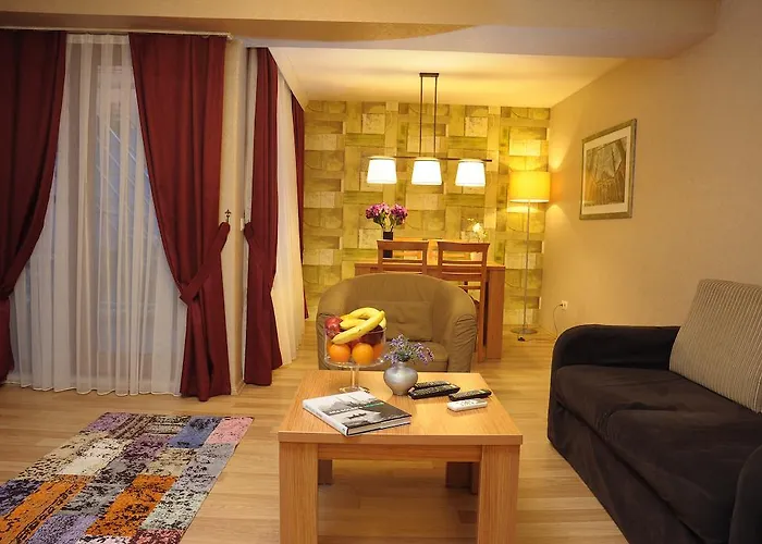 Three Apples Taksim Апарт-отель 3*