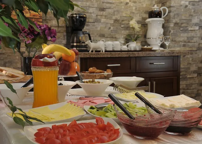 Апарт-отель Three Apples Taksim Стамбул