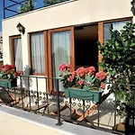 Three Apples Taksim Κωνσταντινούπολη