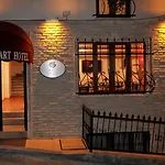 Ξενοδοχείο με διαμερίσματα Three Apples Taksim 3*