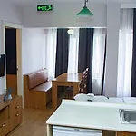 Ξενοδοχείο με διαμερίσματα Three Apples Taksim 3*