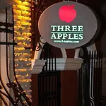 Three Apples Taksim