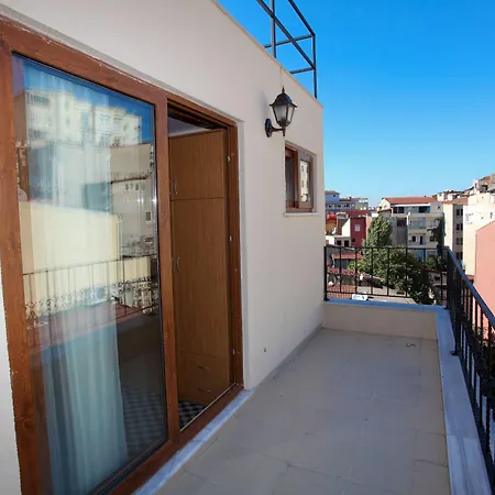 Three Apples Taksim 3* اسطنبول