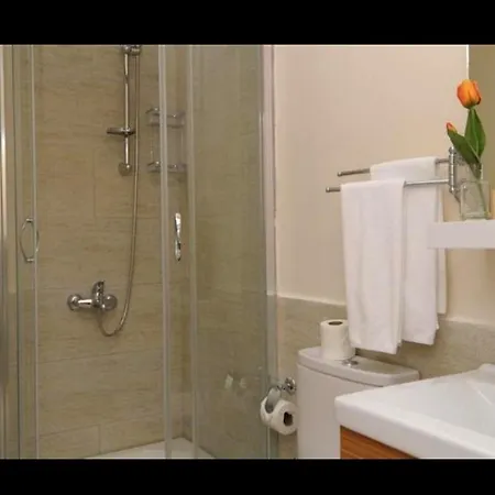Aparthotel Three Apples Taksim